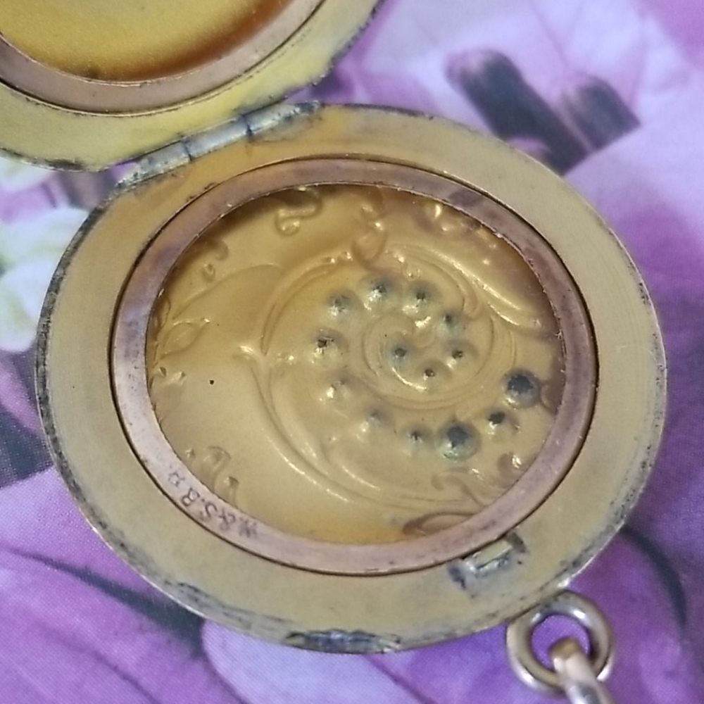 Antique Vintage Early 1900s W & SB Art Nouveau Gold Filled and Sapphire Locket - Picture 11 of 16